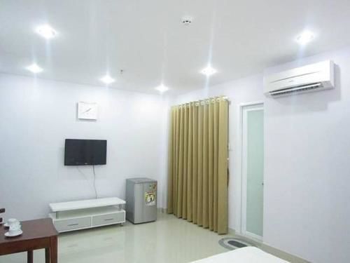 Reddoorz Anh Ngoc Hotel *